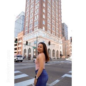 Meet your Posher, Thanh